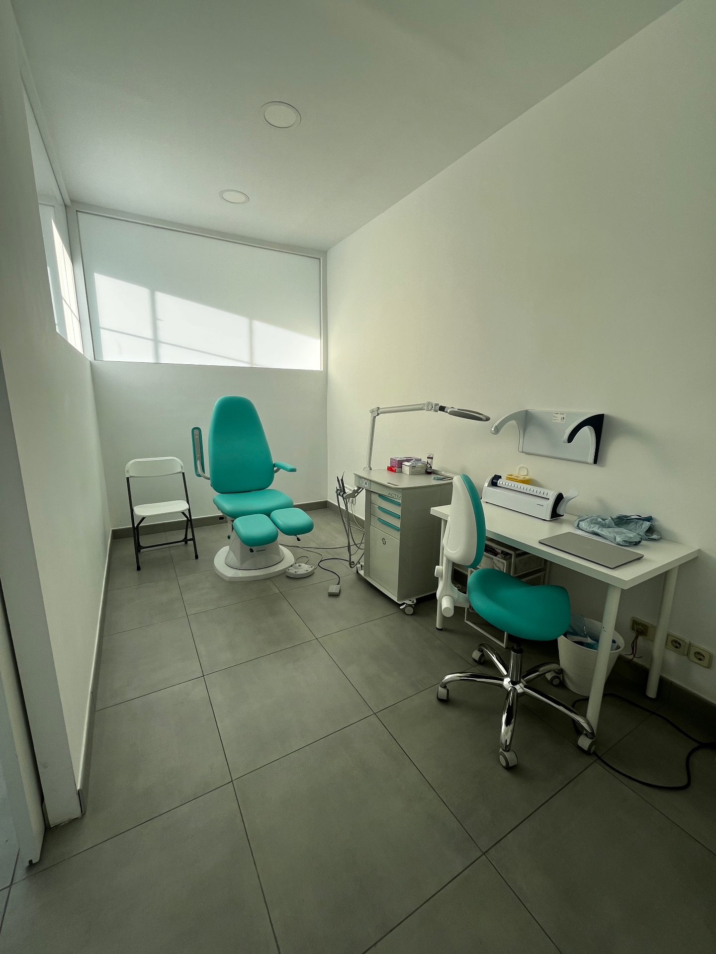 Sala de tratamientos de la Clínica María Aznar